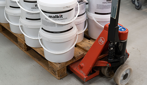 Kiinteistöalan ajankohtaiset tuotteet aina heti saatavilla.