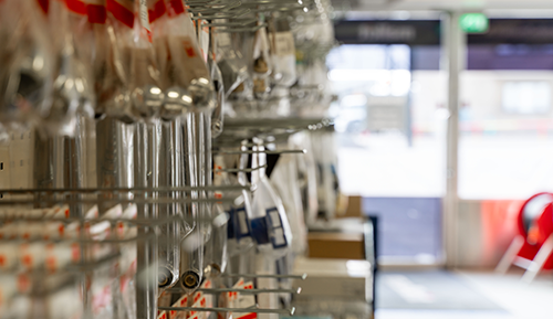 Varaosat ja tarvikkeet monen ikäisiin kiinteistöihin