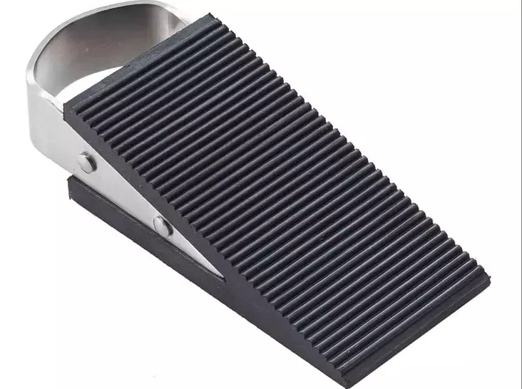 Ovikiila kumi teräskahvalla musta - Ovitarvikkeet, lukot, ovikellot - 74691 - 1