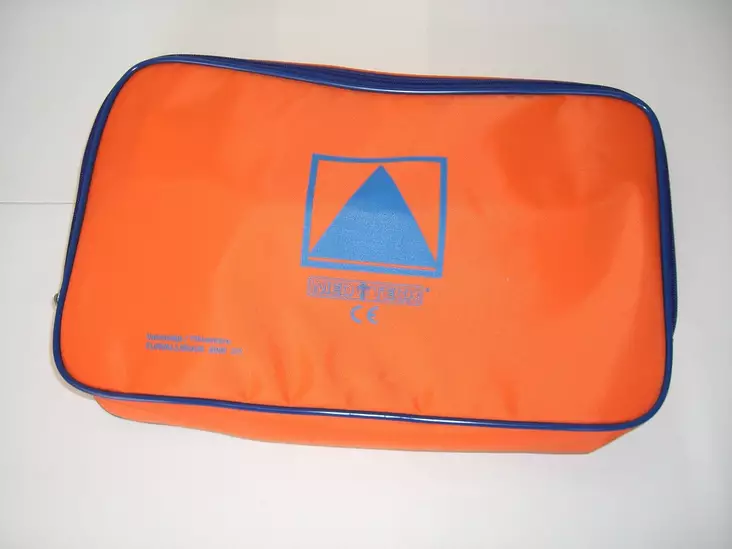 Ensiapulaukku Teli teollisuus- ja liikelaitokset VSS - Ensiaputarvikkeet VSS - 2051 - 1