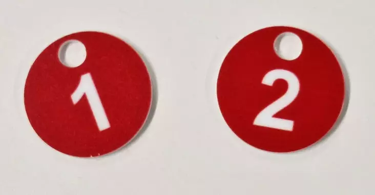 Numerotunnus Ø30 mm muovi punainen - Avainkaapit, avaimenperät ja avainketjut - 75765 - 1