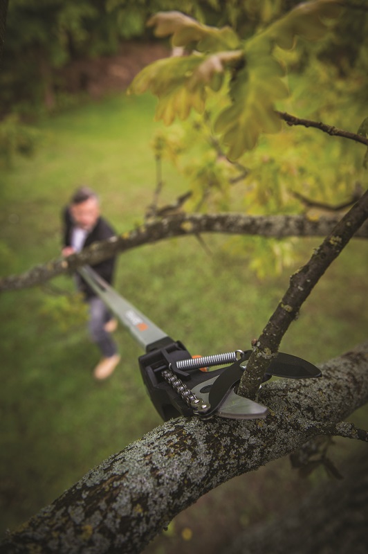 Monitoimileikkuri Fiskars PowerGear X UPX86 1023624 - Puutarhatyökalut - 1718 - 1