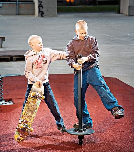 Piruettikaruselli Copper 220032M Lappset Cloxx - Jousikiikut, Karusellit - 57939 - 1